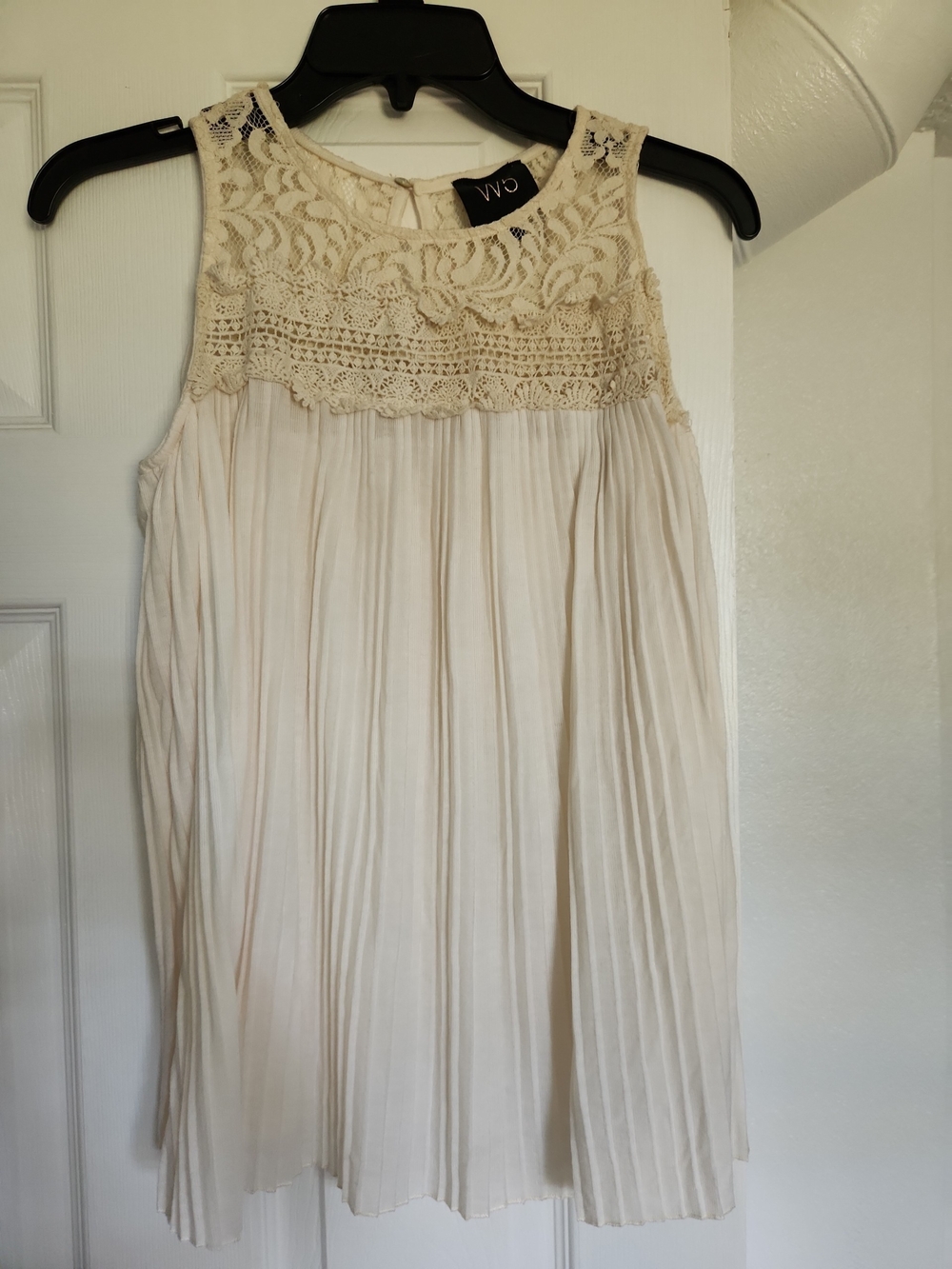 W5 Cream Lace Yoke Pleated Formal Dress for Girls